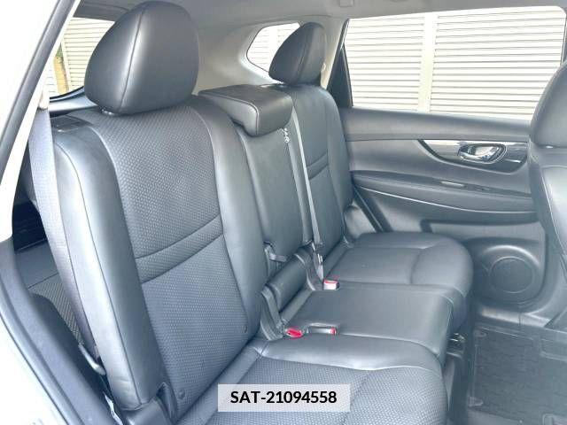Nissan X-TRAIL 2018-06 371336-7