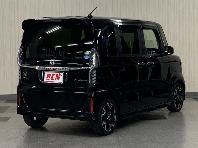 Honda N BOX CUSTOM 2018-07 4111-2