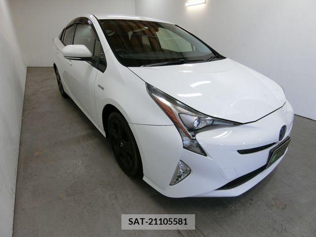 Toyota PRIUS 2015-12 239471-11