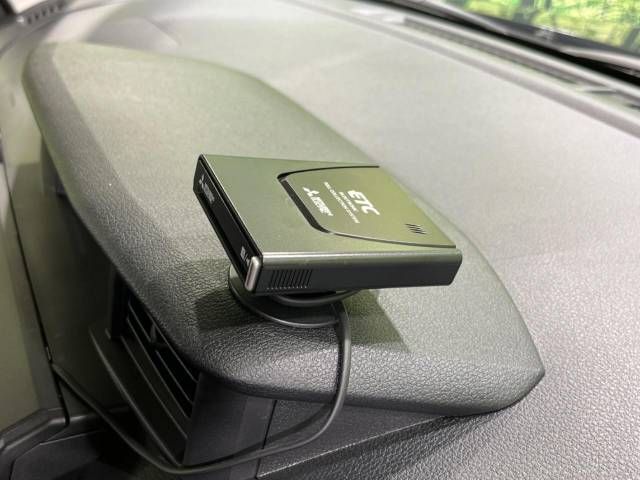 Toyota ROOMY 2023-05 14088-7
