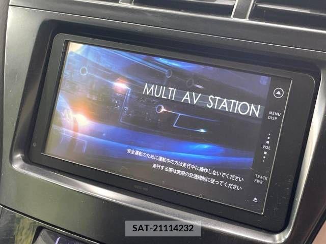 Toyota PRIUS ALPHA 2011-12 340517-2