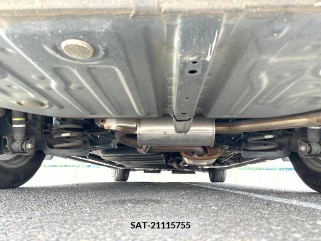 Toyota VOXY 2014-02 370490-18