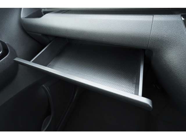 Mitsubishi EK X 2019-09 189598-17