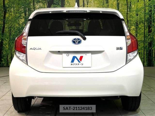 Toyota AQUA 2015-10 356219-15