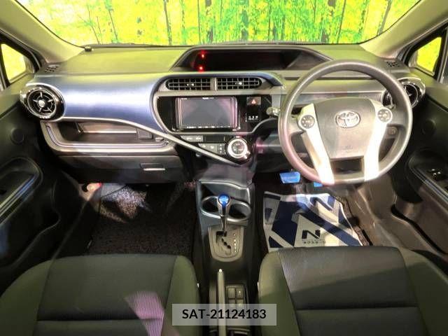 Toyota AQUA 2015-10 356219-1