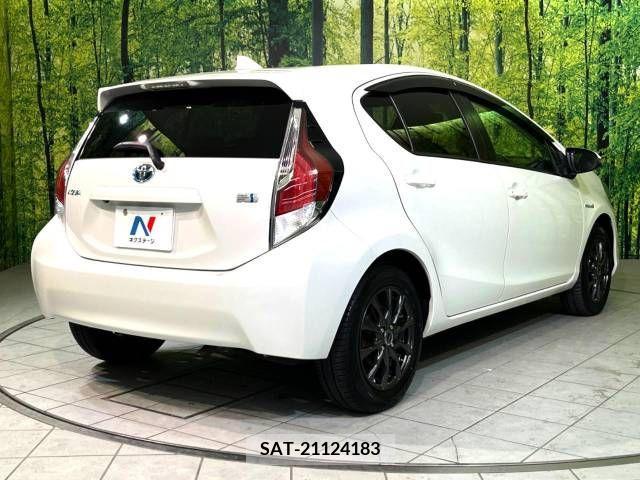 Toyota AQUA 2015-10 356219-17