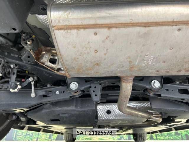 Toyota PRIUS 2020-03 379790-19