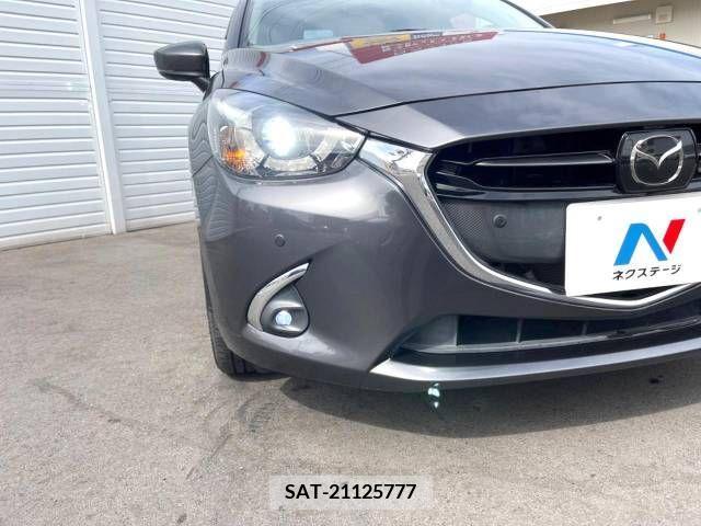 Mazda DEMIO 2018-02 351374-15