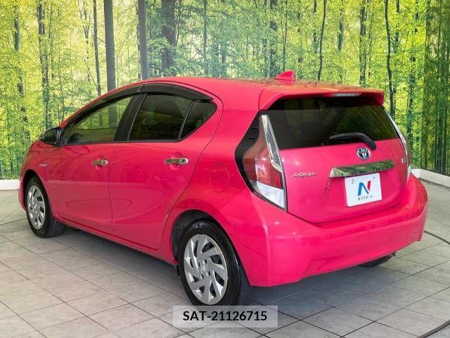 Toyota AQUA 2015-06 356162-17