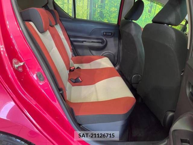 Toyota AQUA 2015-06 356162-9