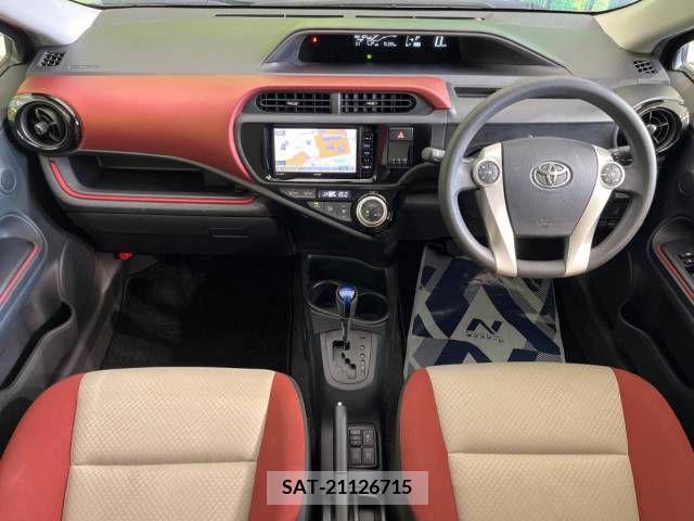 Toyota AQUA 2015-06 356162-1