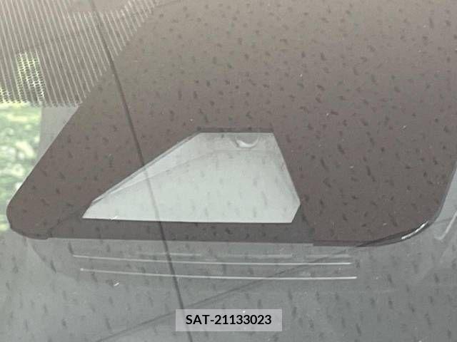 Toyota YARIS 2023-06 371468-2