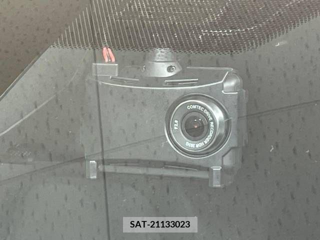 Toyota YARIS 2023-06 371468-6