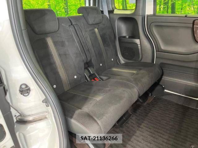 Honda N BOX CUSTOM 2020-05 348608-9