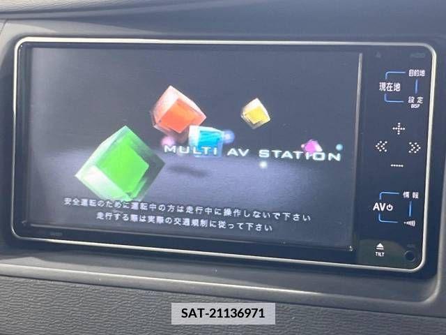 Toyota ISIS 2009-12 346020-2