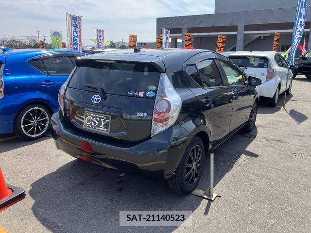 Toyota AQUA 2013-06 293315-2