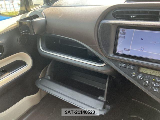 Toyota AQUA 2013-06 293315-12