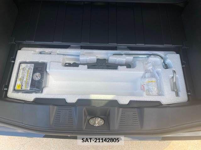 Suzuki SPACIA 2023-03 368575-14
