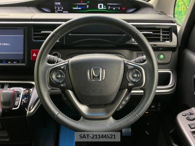 Honda e 2017-10 243870-11