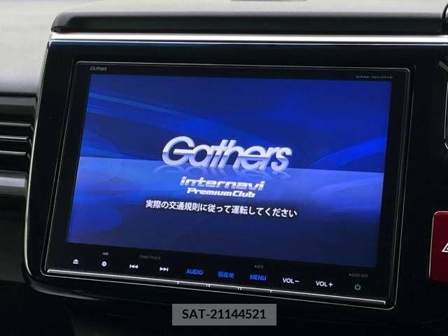 Honda e 2017-10 243870-2