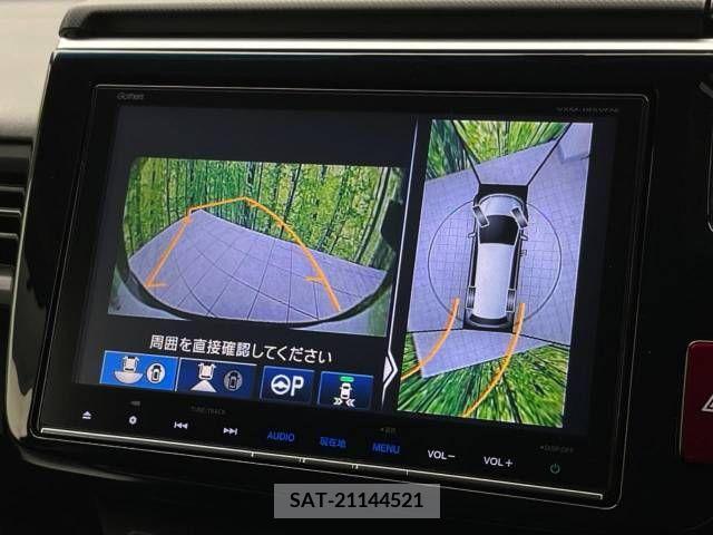 Honda e 2017-10 243870-3