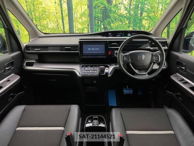 Honda e 2017-10 243870-1