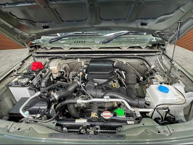 Suzuki JIMNY 2019-03 22324-13
