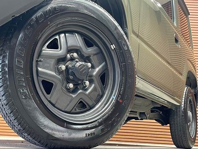 Suzuki JIMNY 2019-03 22324-10
