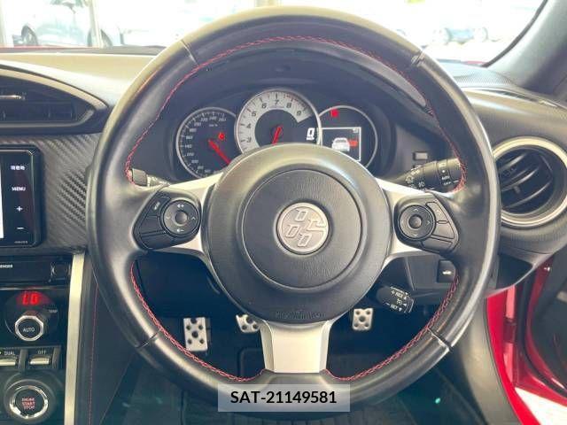 Toyota 86 2017-10 332409-11