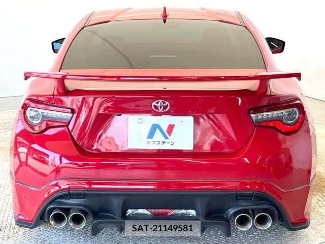 Toyota 86 2017-10 332409-15