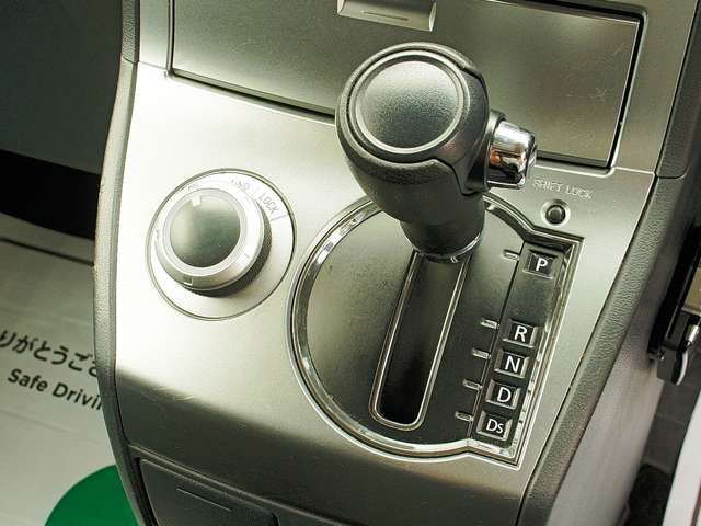 Mitsubishi DELICA D5 2010-08 11595-14