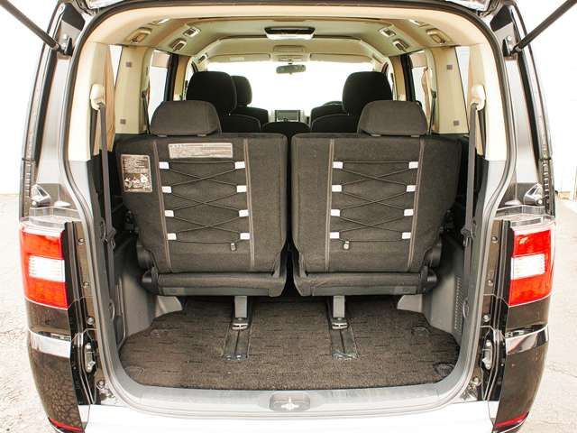 Mitsubishi DELICA D5 2010-08 11595-19