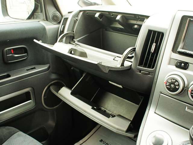Mitsubishi DELICA D5 2010-08 11595-15