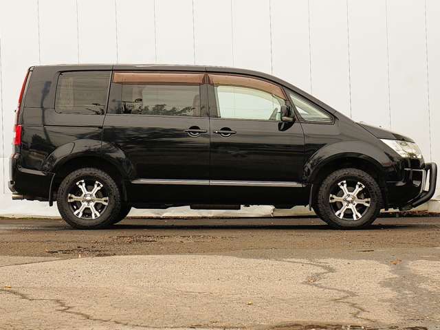 Mitsubishi DELICA D5 2010-08 11595-5