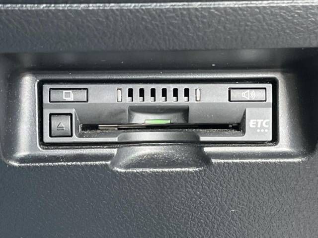 Toyota VITZ HYBRID 2017-11 28420-6