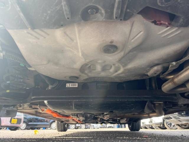 Toyota VITZ HYBRID 2017-11 28420-19