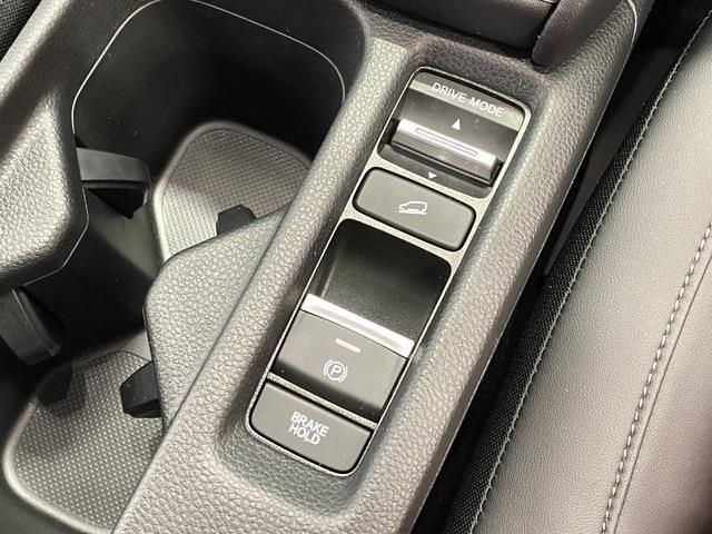 Honda VEZEL 2023-03 14071-17