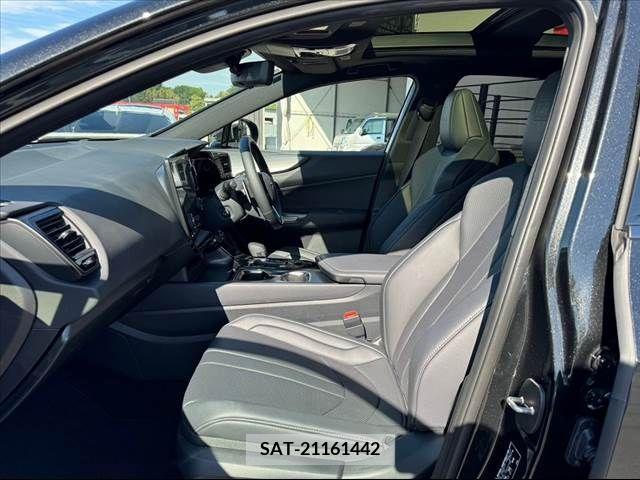 Lexus NX 2023-10 275697-16