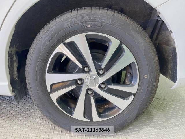 Honda FREED 2018-03 390999-13