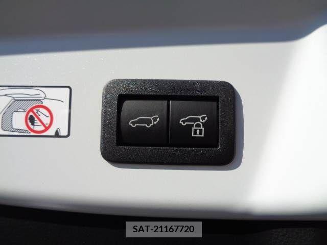 Toyota PRIUS 2023-09 249766-10