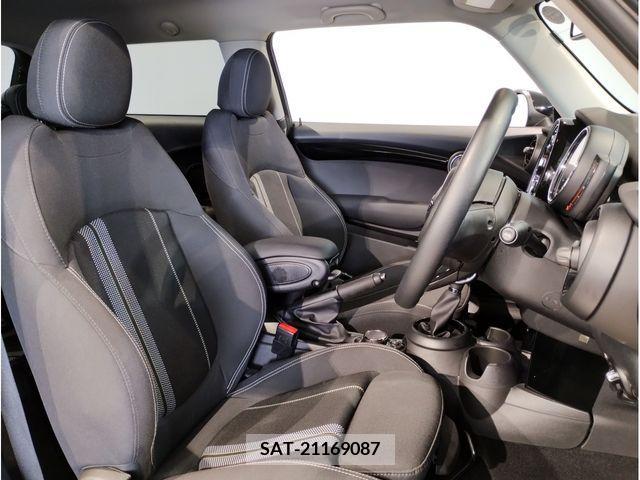 Bmw MINI 2018-12 375823-12