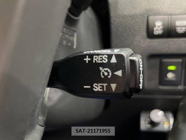 Toyota ALPHARD 2012-10 330659-7