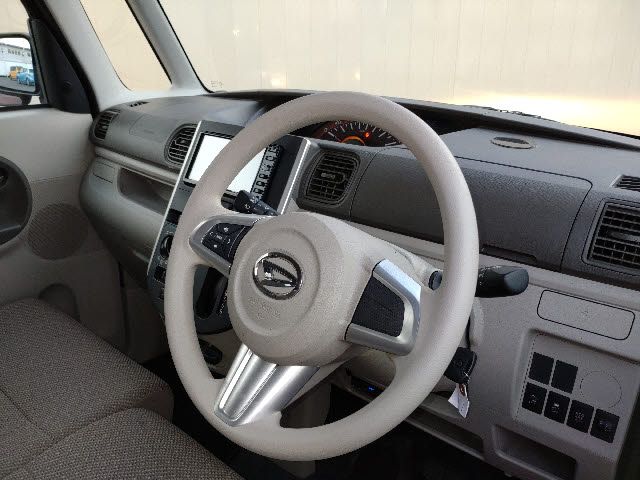 Daihatsu TANTO 2016-03 196247-4