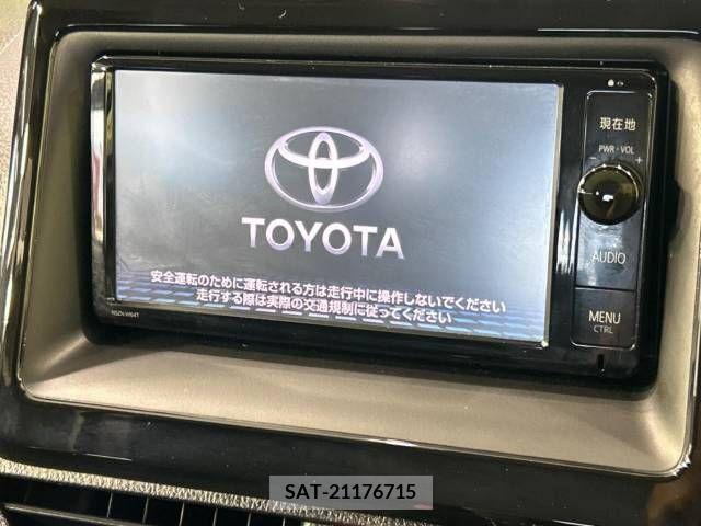 Toyota VOXY 2016-08 394968-2