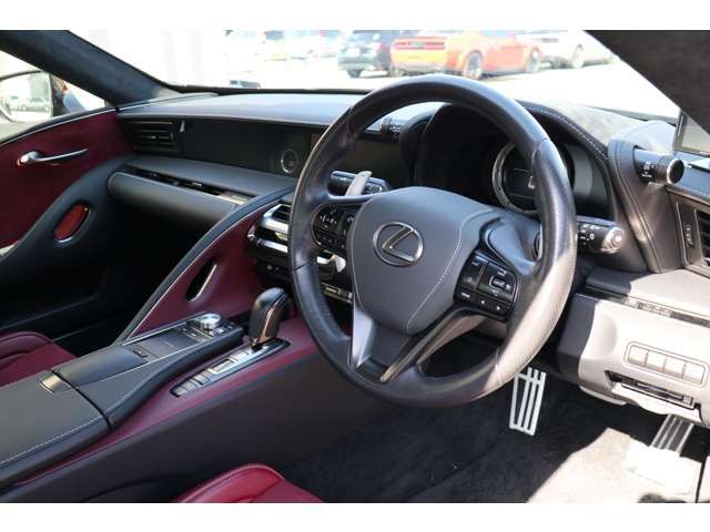 Lexus LC 2017-07 4807-11