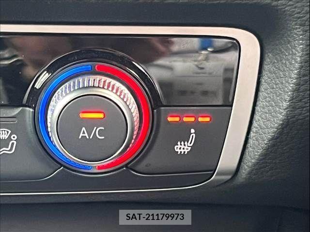 Audi Q3 2022-07 317875-7
