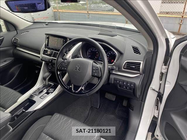 Mitsubishi ECLIPSE CROSS 2020-07 303760-9