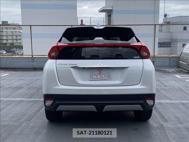 Mitsubishi ECLIPSE CROSS 2020-07 303760-5