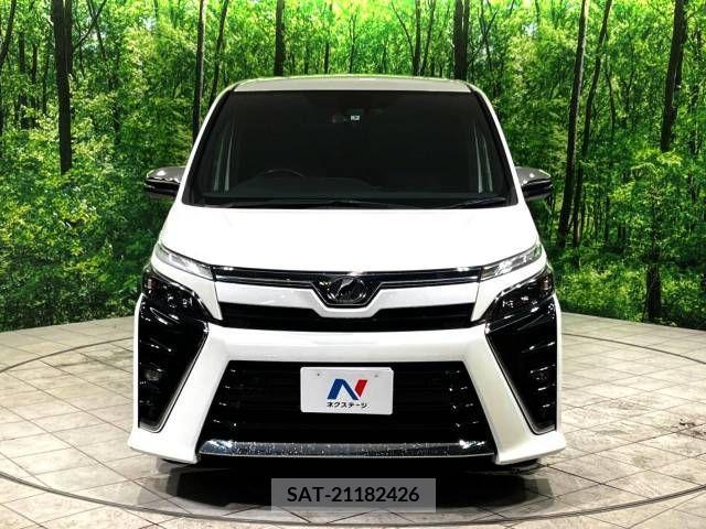Toyota VOXY 2019-06 221056-15