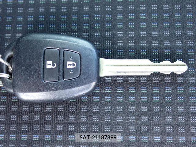 Toyota VITZ 2017-05 370133-18
